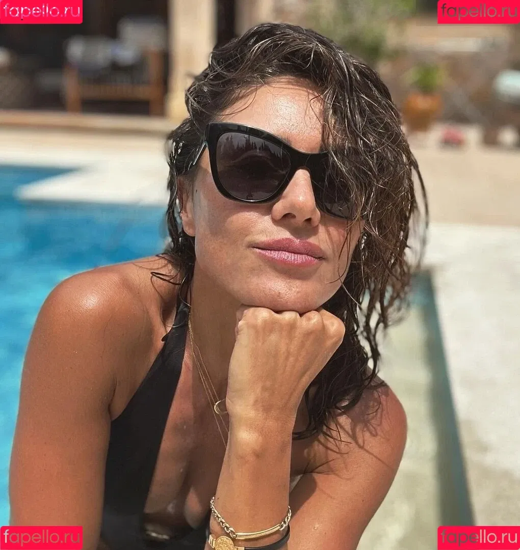Nazan Eckes Onlyfans Photo Gallery 
