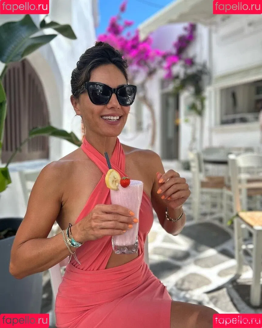 Nazan Eckes Onlyfans Photo Gallery 
