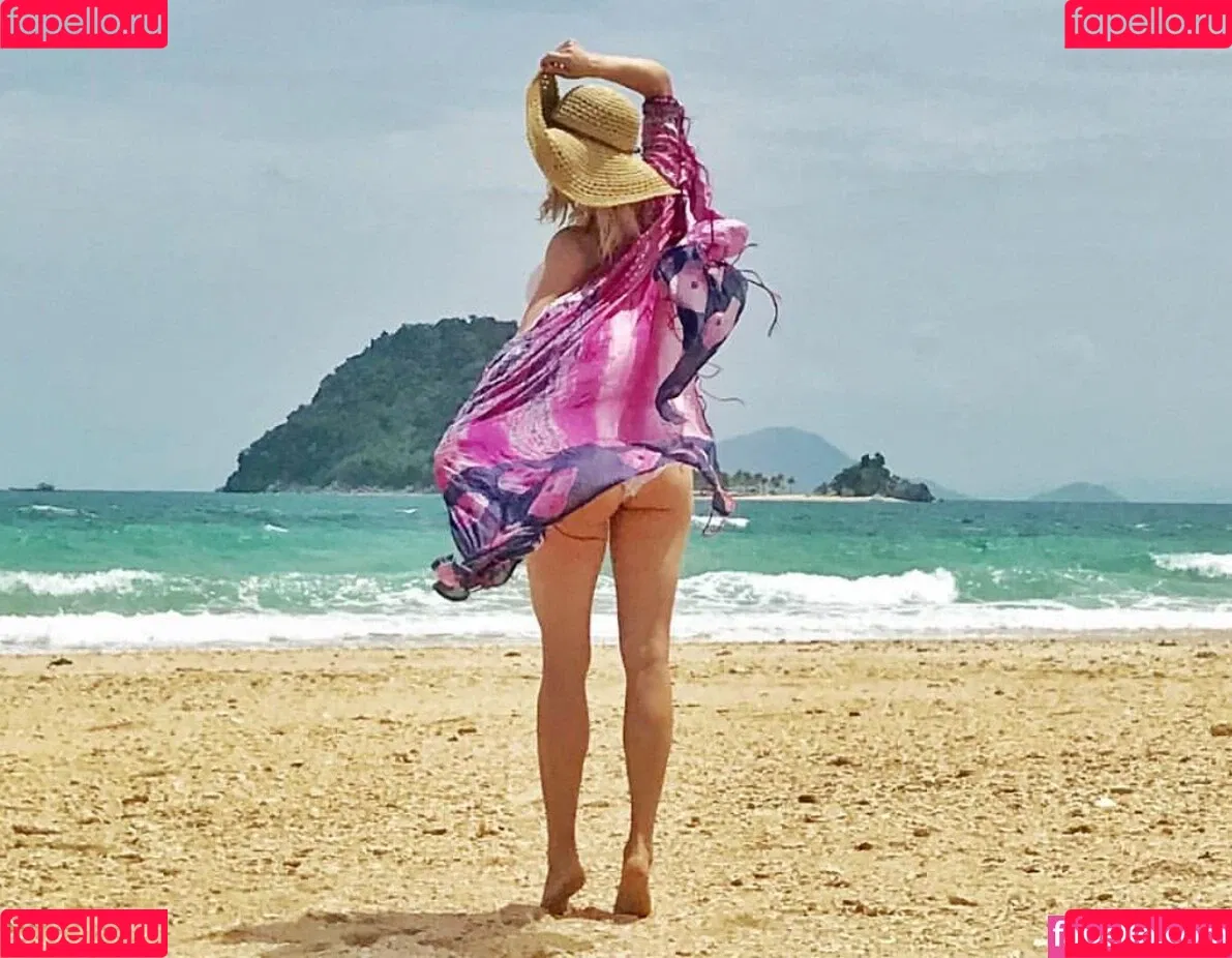 Tara Lipinski Onlyfans Photo Gallery 