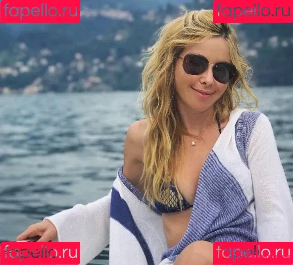Tara Lipinski Onlyfans Photo Gallery 