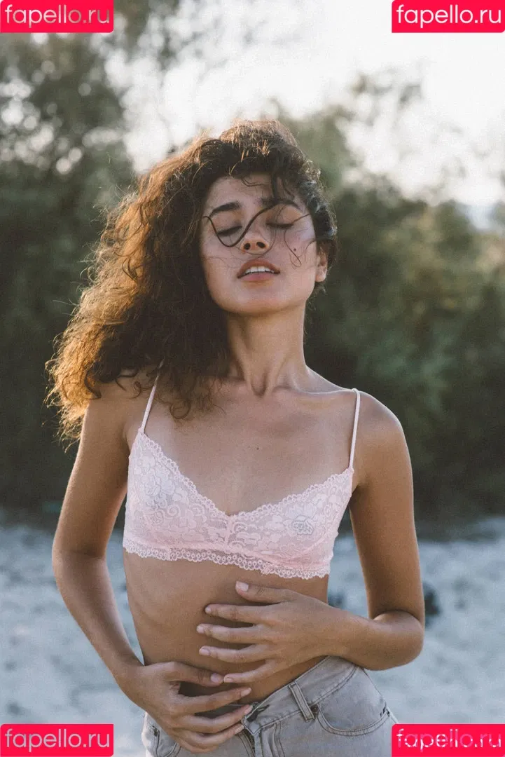 Sabina Yusupova Onlyfans Photo Gallery 