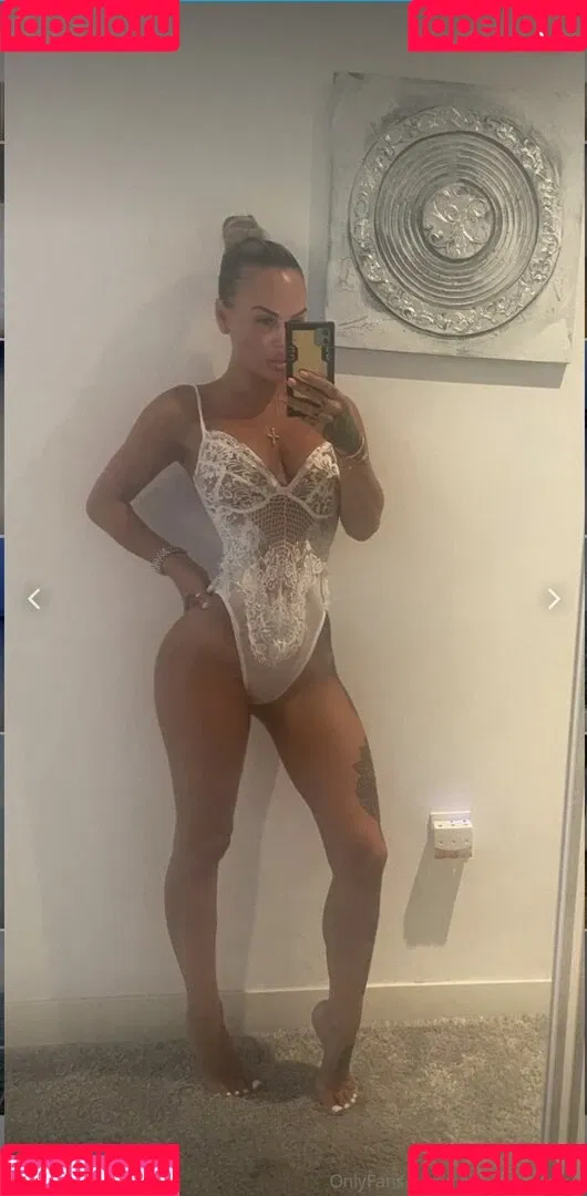 Chantelle Connelly Onlyfans Photo Gallery 