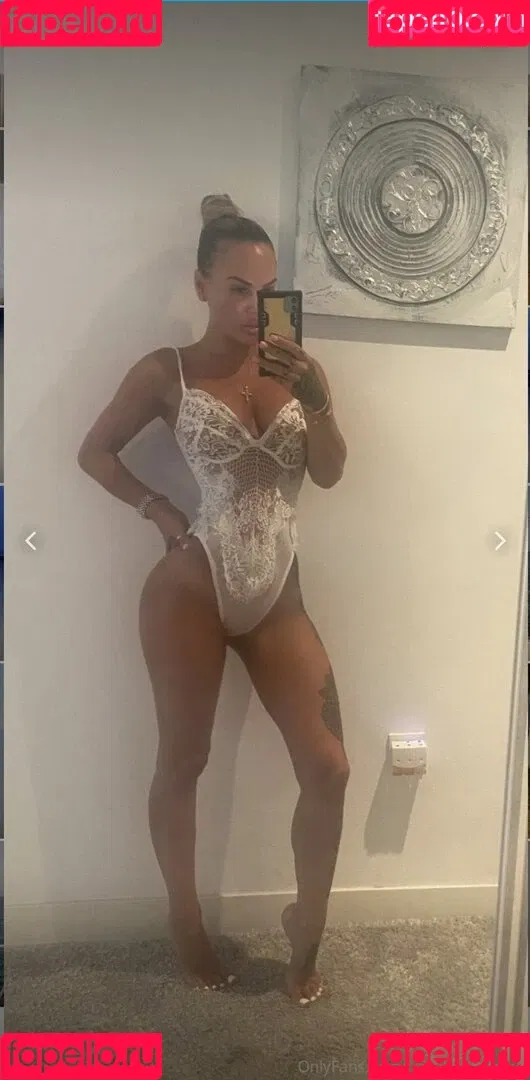 Chantelle Connelly Onlyfans Photo Gallery 