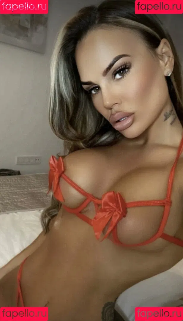 Chantelle Connelly Onlyfans Photo Gallery 