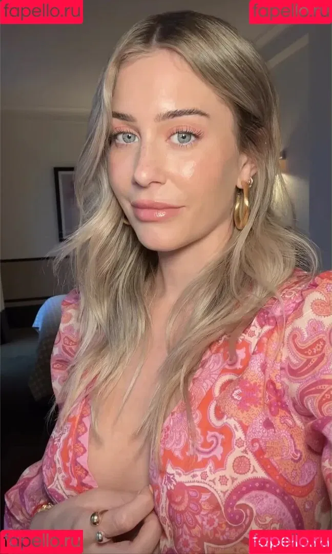 Mrs.Bella Onlyfans Photo Gallery 