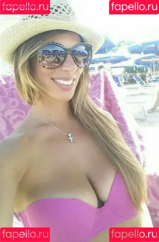 Estefy Lopez Onlyfans Photo Gallery 