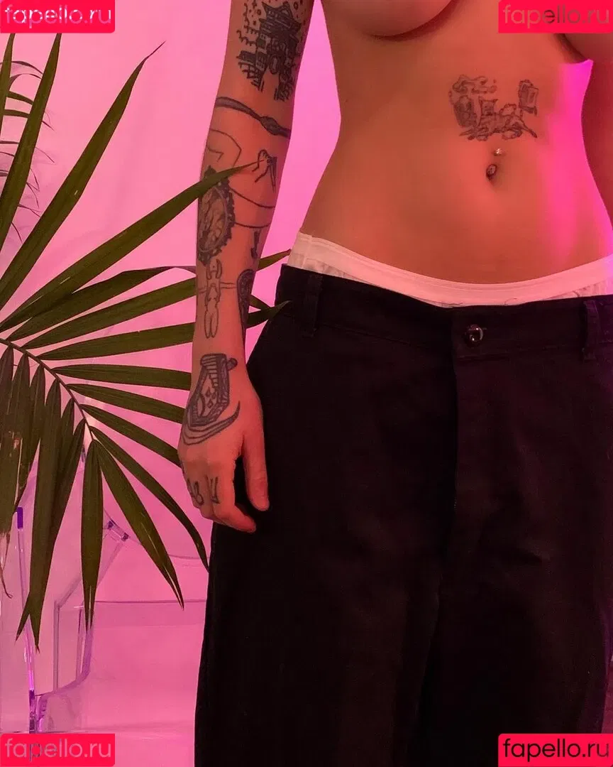 Velvetears Onlyfans Photo Gallery 