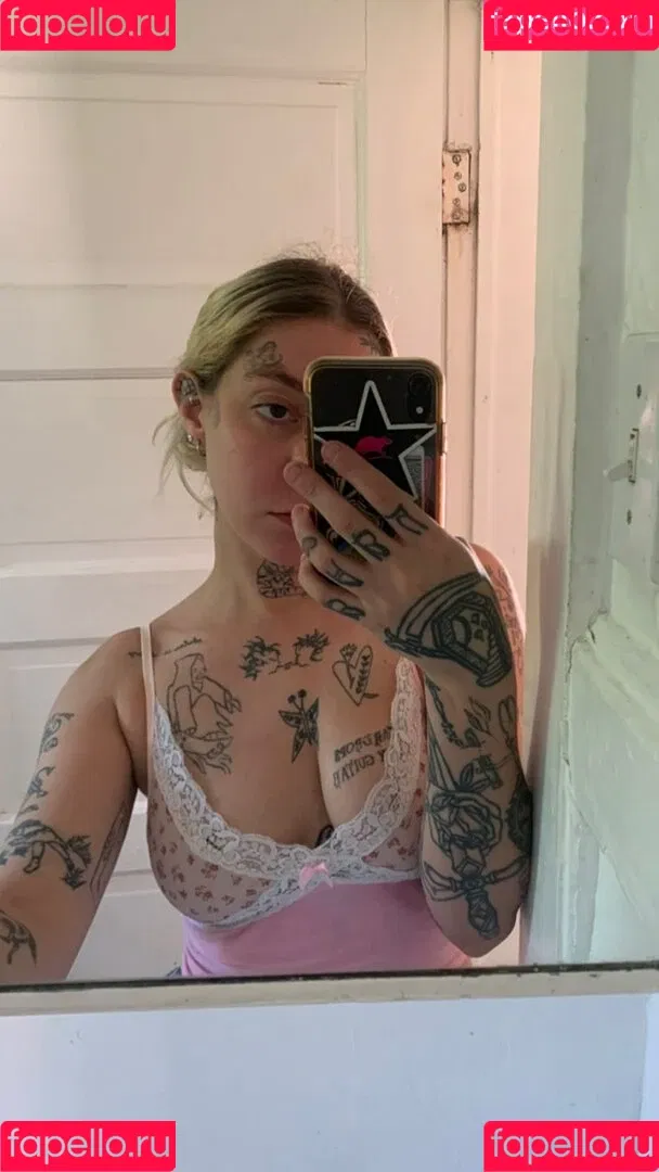 Velvetears Onlyfans Photo Gallery 