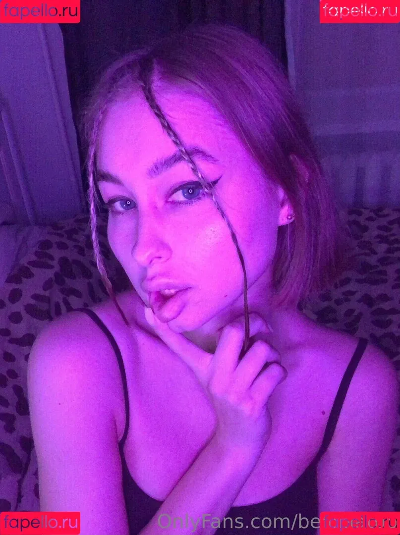 bellllaatop Onlyfans Photo Gallery 