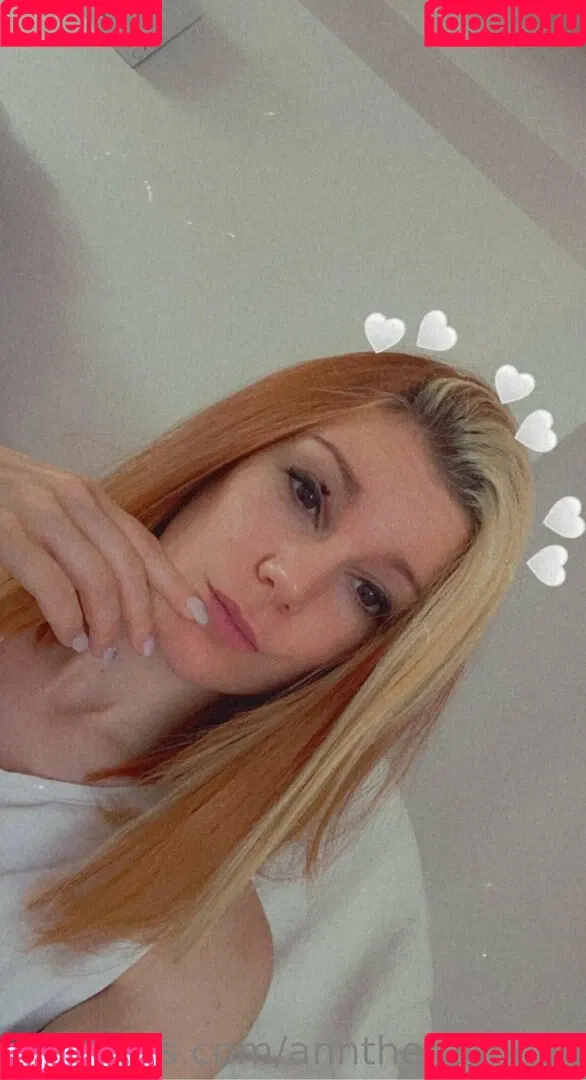 anntheredhead Onlyfans Photo Gallery 