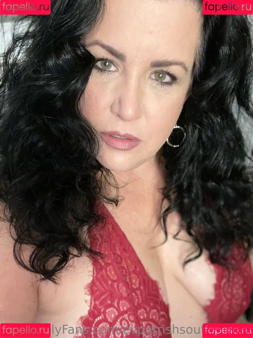 evparrish Onlyfans Photo Gallery 