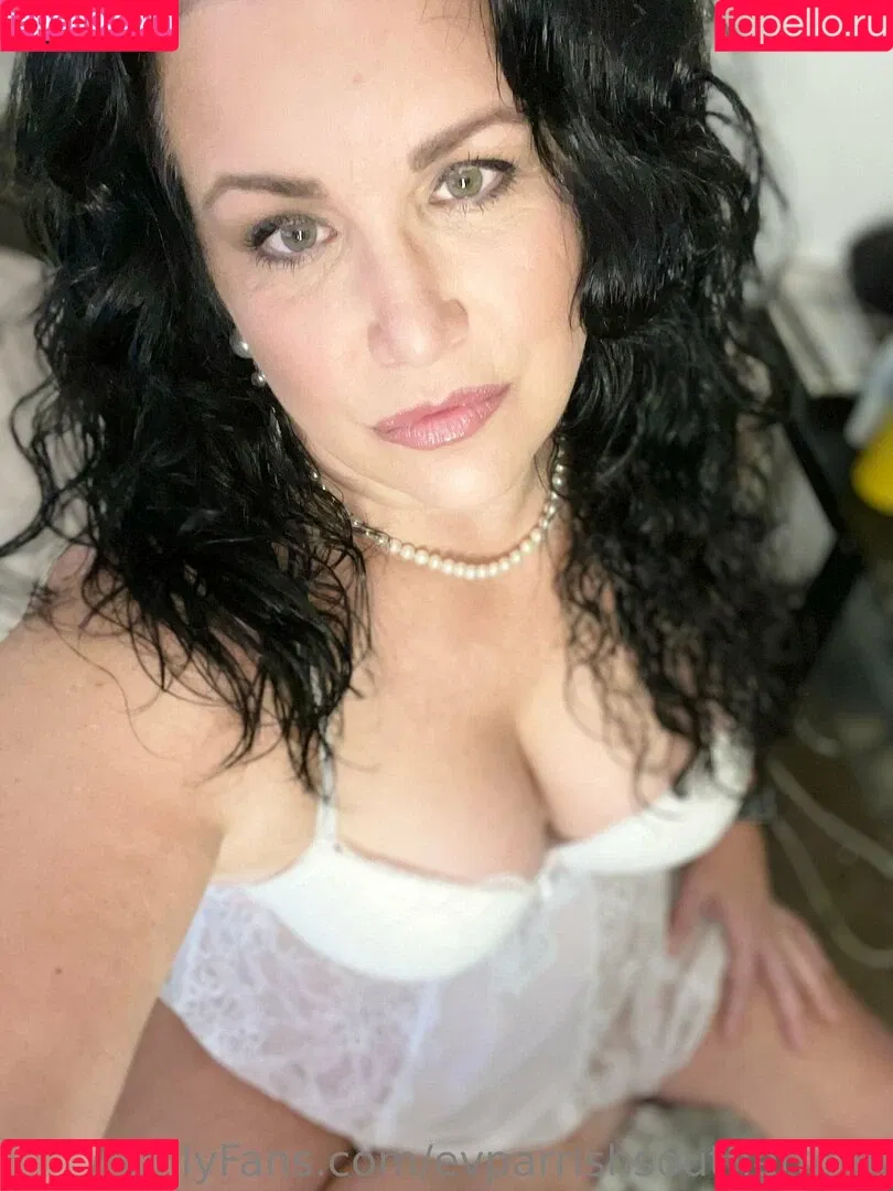 evparrish Onlyfans Photo Gallery 
