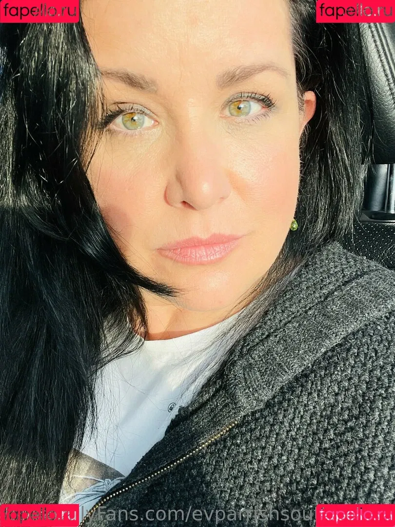 evparrish Onlyfans Photo Gallery 