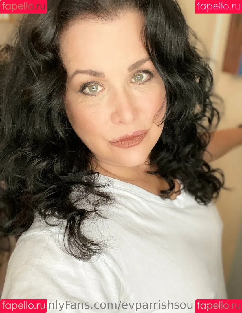 evparrish Onlyfans Photo Gallery 