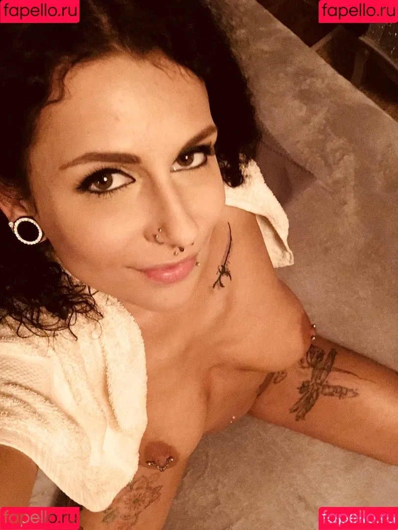 Mara Martinez Onlyfans Photo Gallery 
