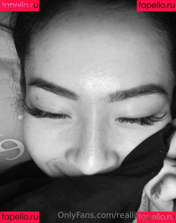 reallingxiaoyu Onlyfans Photo Gallery 