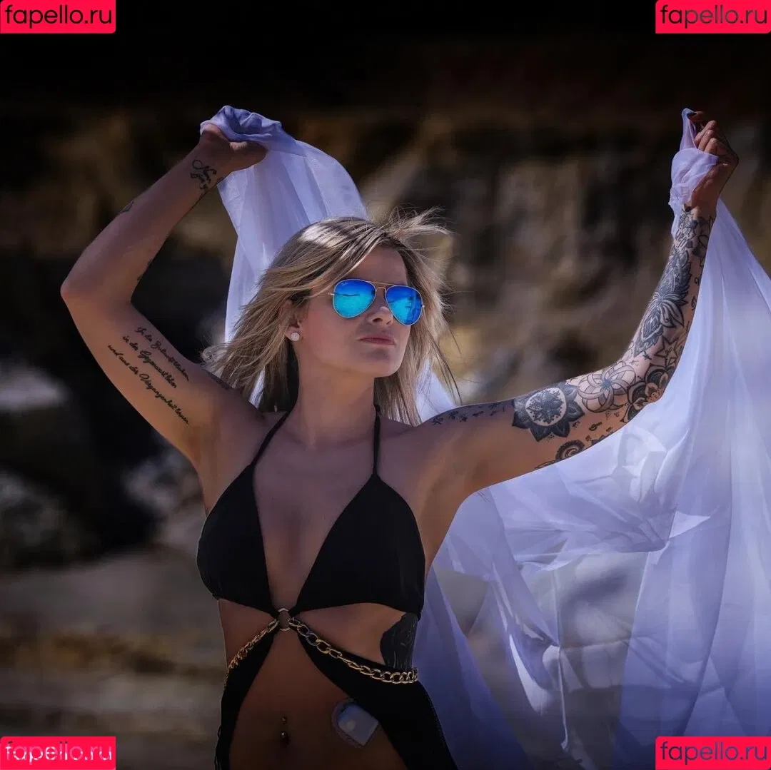 Fraubox Onlyfans Photo Gallery 