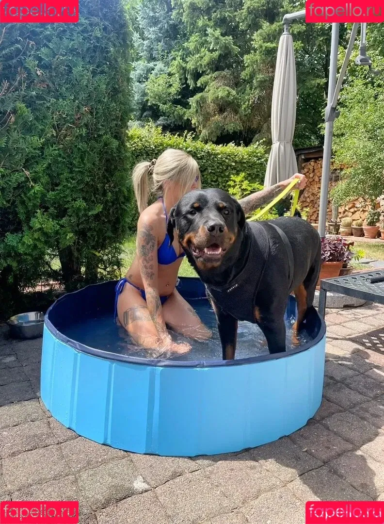 Fraubox Onlyfans Photo Gallery 