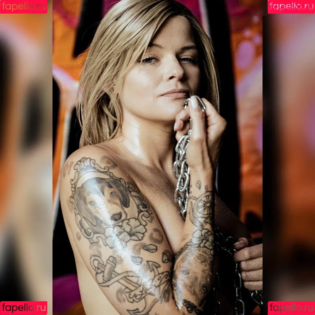 Fraubox Onlyfans Photo Gallery 