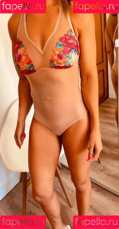 Vinted/eBay Onlyfans Photo Gallery 