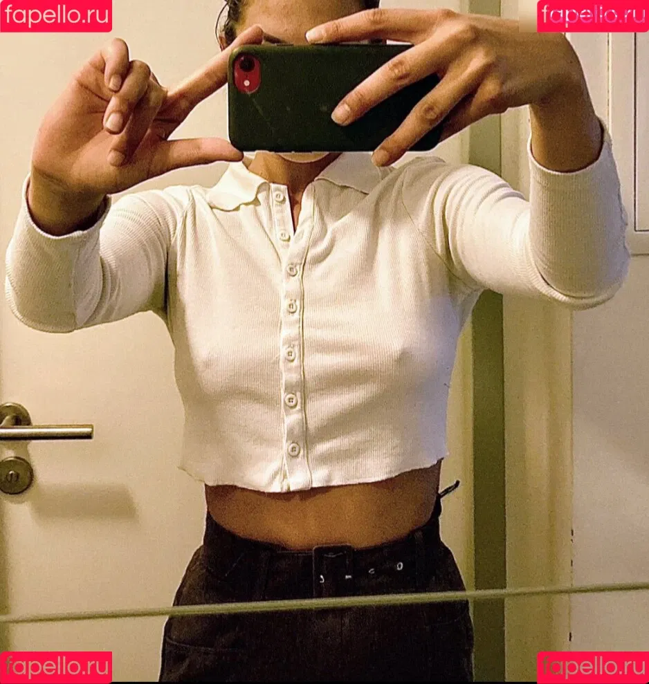 Vinted/eBay Onlyfans Photo Gallery 