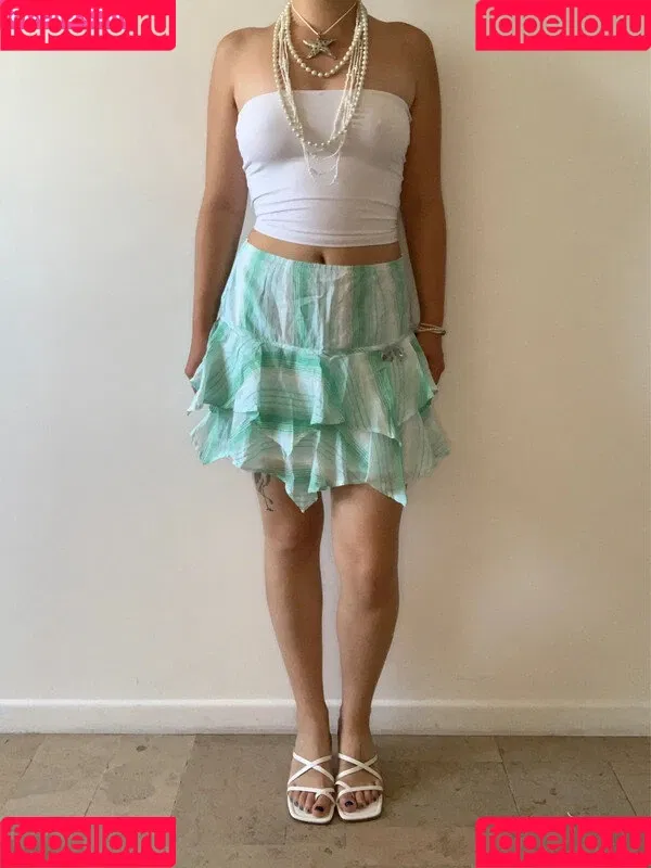 Vinted/eBay Onlyfans Photo Gallery 