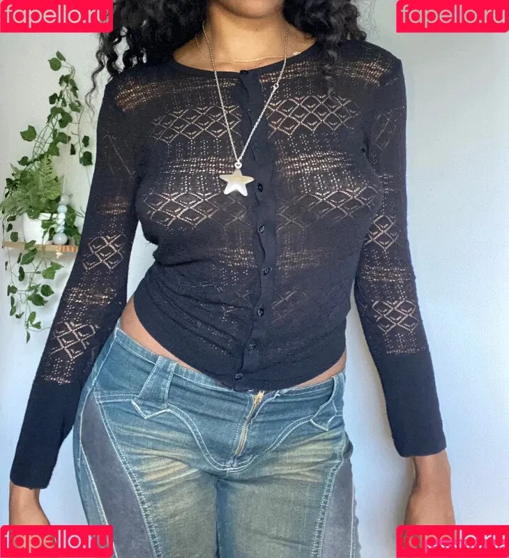 Vinted/eBay Onlyfans Photo Gallery 