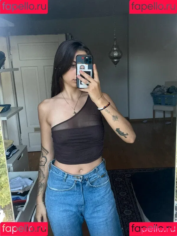 Vinted/eBay Onlyfans Photo Gallery 