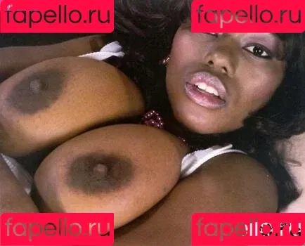Ebony Ayes Onlyfans Photo Gallery 