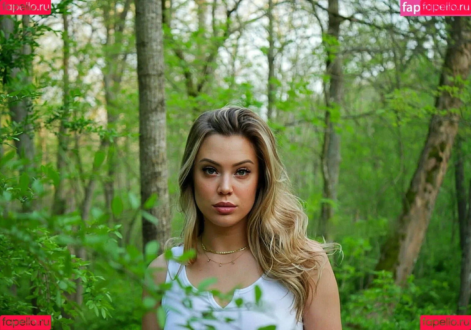 Avery Cristy Onlyfans Photo Gallery 