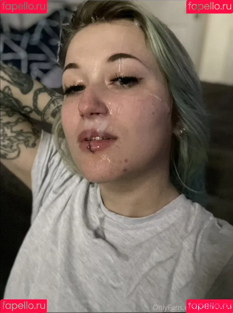 Newbs_xo Onlyfans Photo Gallery 