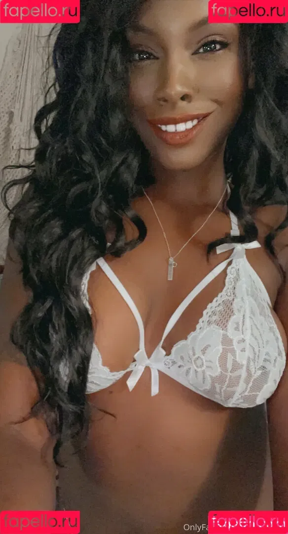 yourfavmodel24 Onlyfans Photo Gallery 