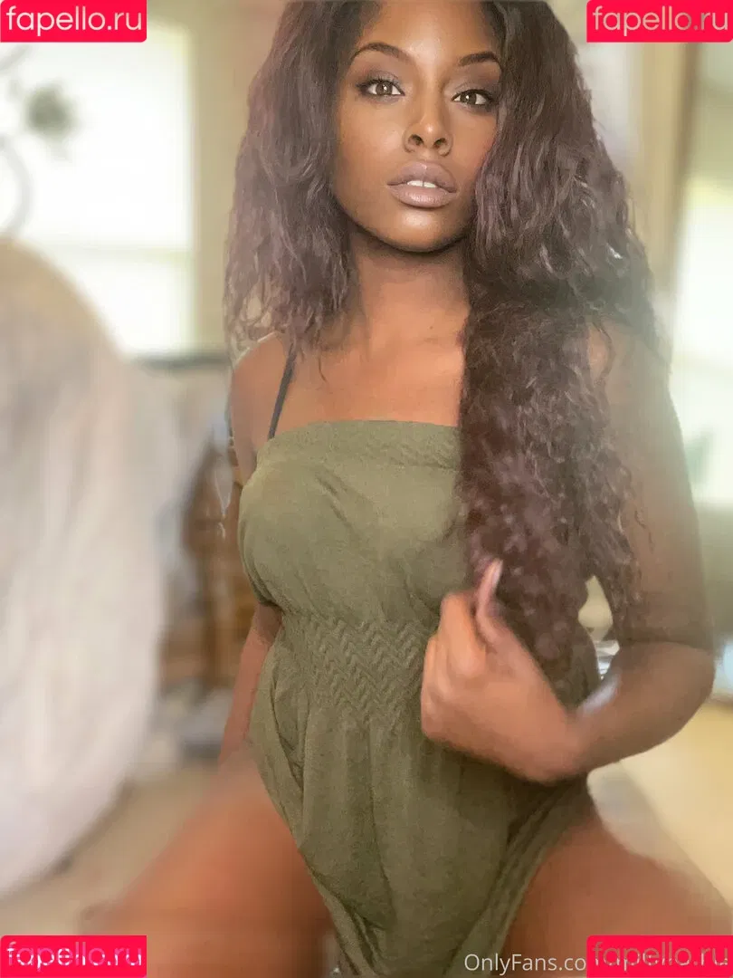 yourfavmodel24 Onlyfans Photo Gallery 