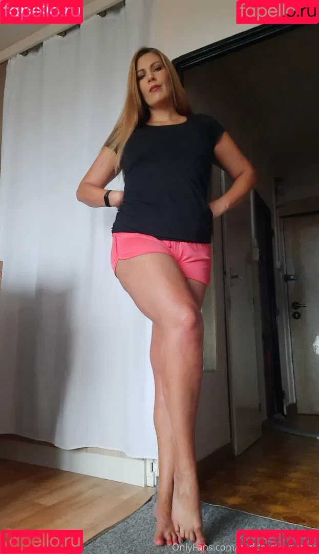 goddesstessaprag Onlyfans Photo Gallery 