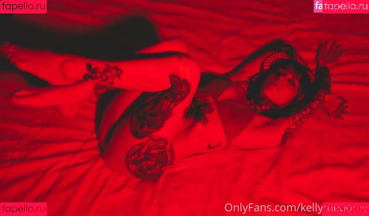 kellymedonly Onlyfans Photo Gallery 