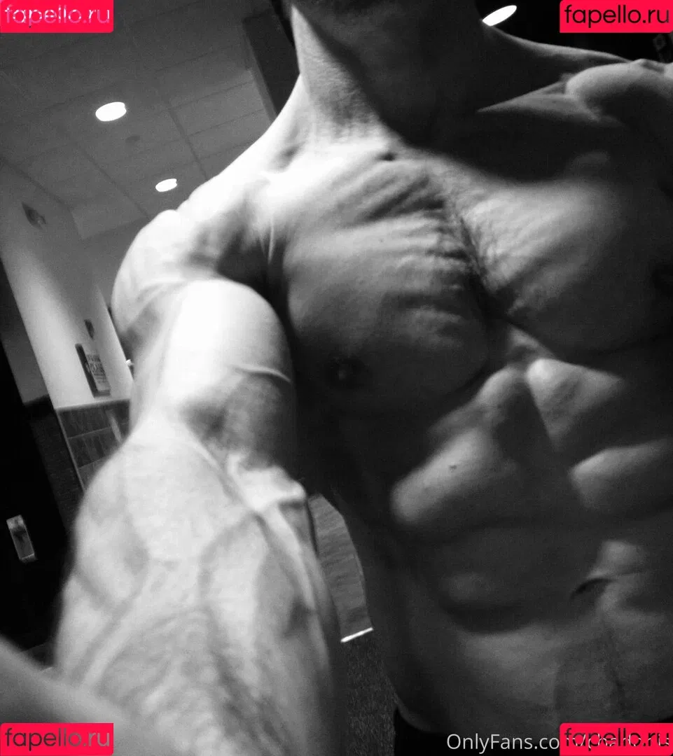 cbadonis Onlyfans Photo Gallery 