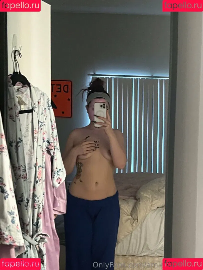 amiemmaadler Onlyfans Photo Gallery 