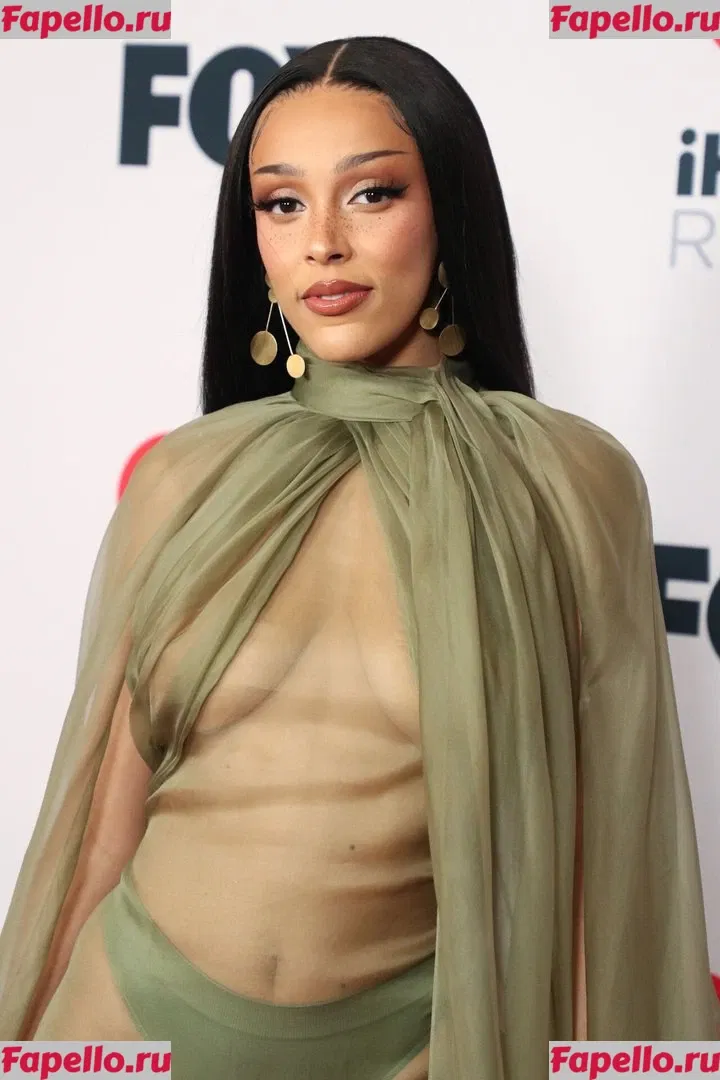 Doja Cat Onlyfans Photo Gallery 