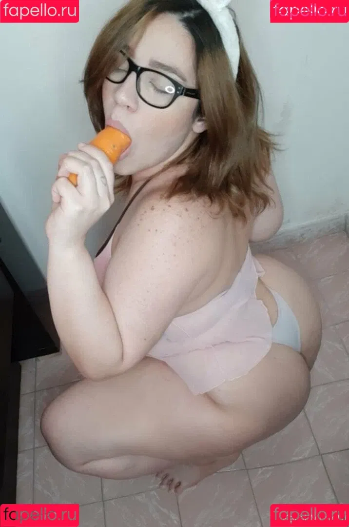 menottikathi Onlyfans Photo Gallery 