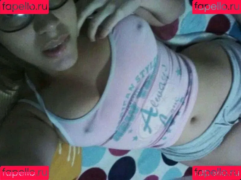 menottikathi Onlyfans Photo Gallery 