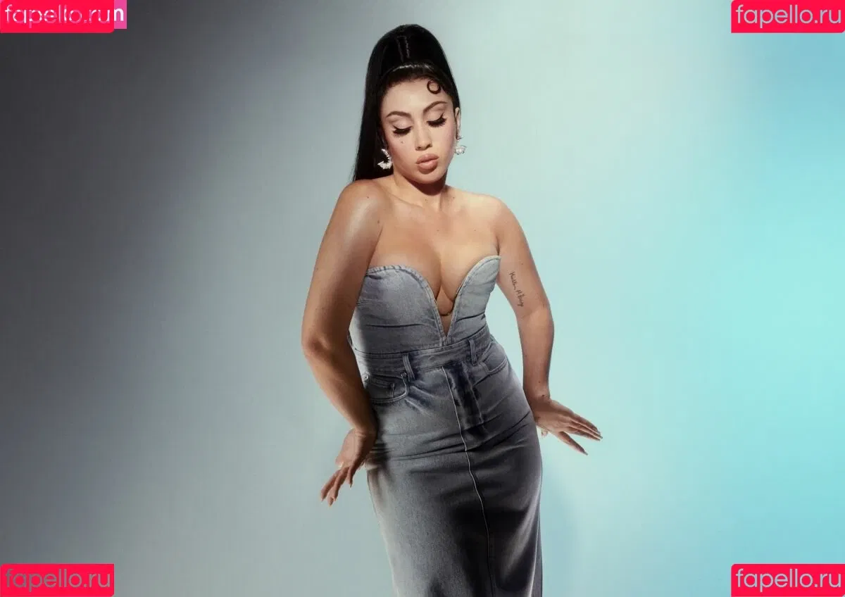 Kali Uchis Onlyfans Photo Gallery 
