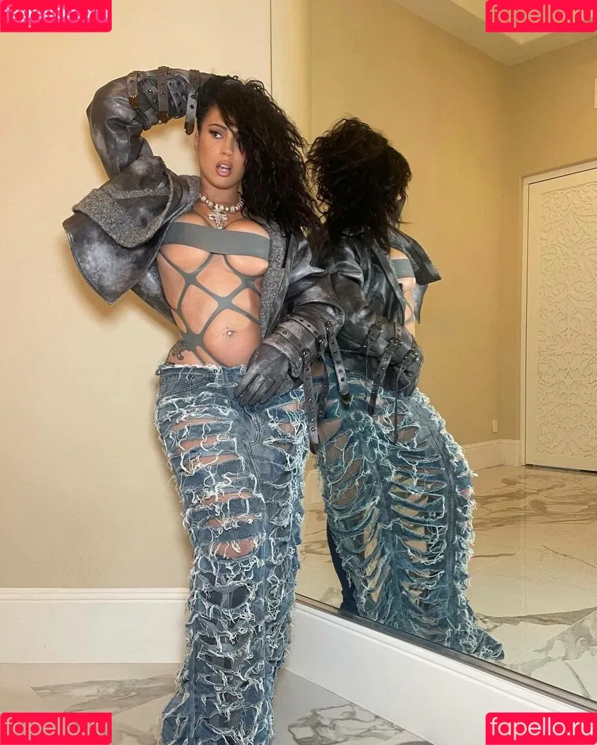 Kali Uchis Onlyfans Photo Gallery 