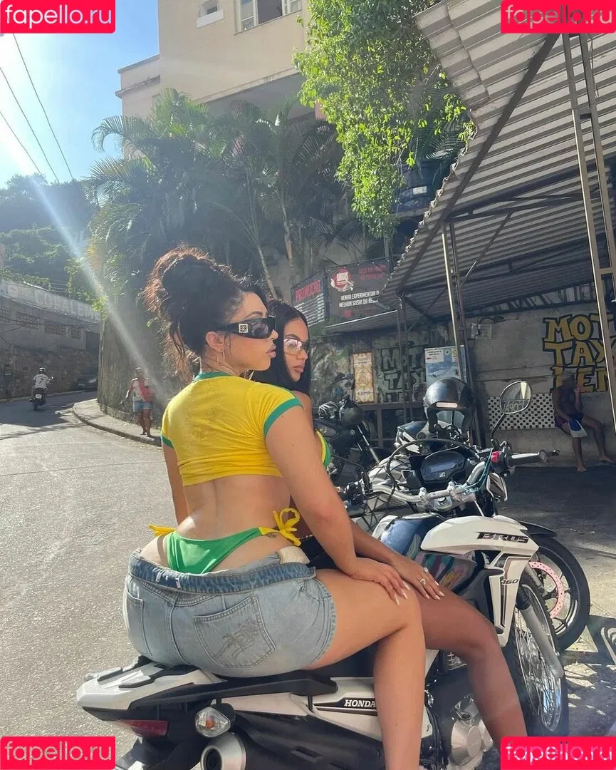 Kali Uchis Onlyfans Photo Gallery 