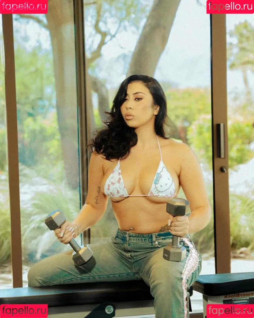Kali Uchis Onlyfans Photo Gallery 