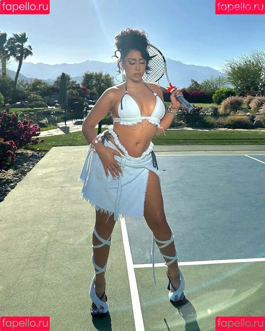Kali Uchis Onlyfans Photo Gallery 