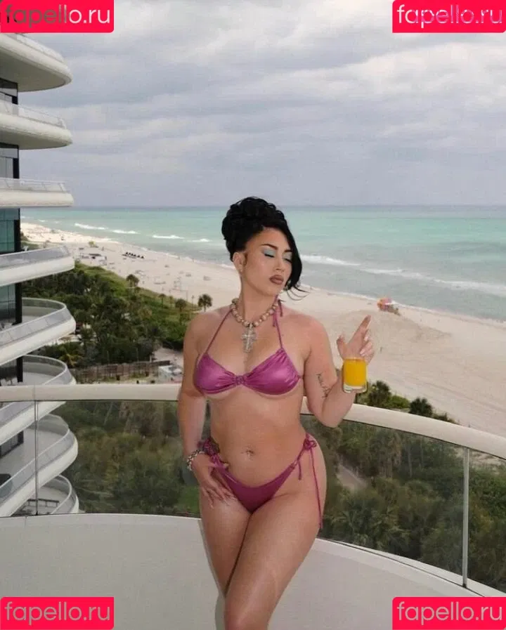 Kali Uchis Onlyfans Photo Gallery 