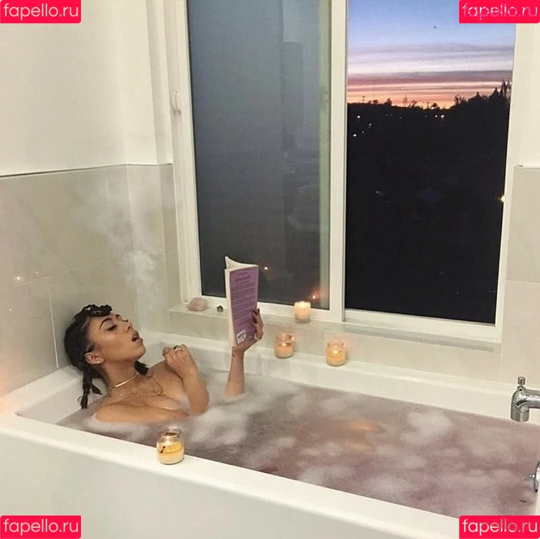Kali Uchis Onlyfans Photo Gallery 