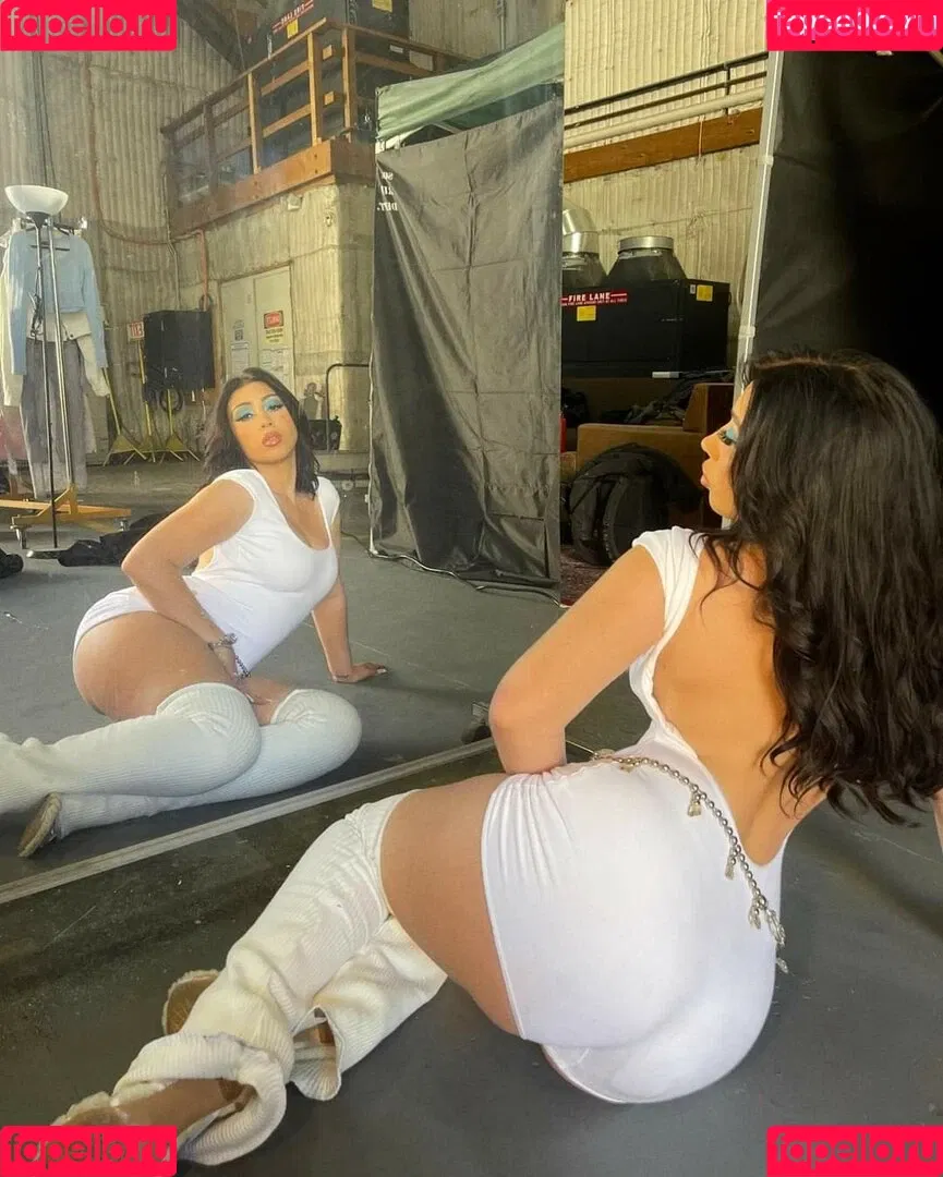 Kali Uchis Onlyfans Photo Gallery 