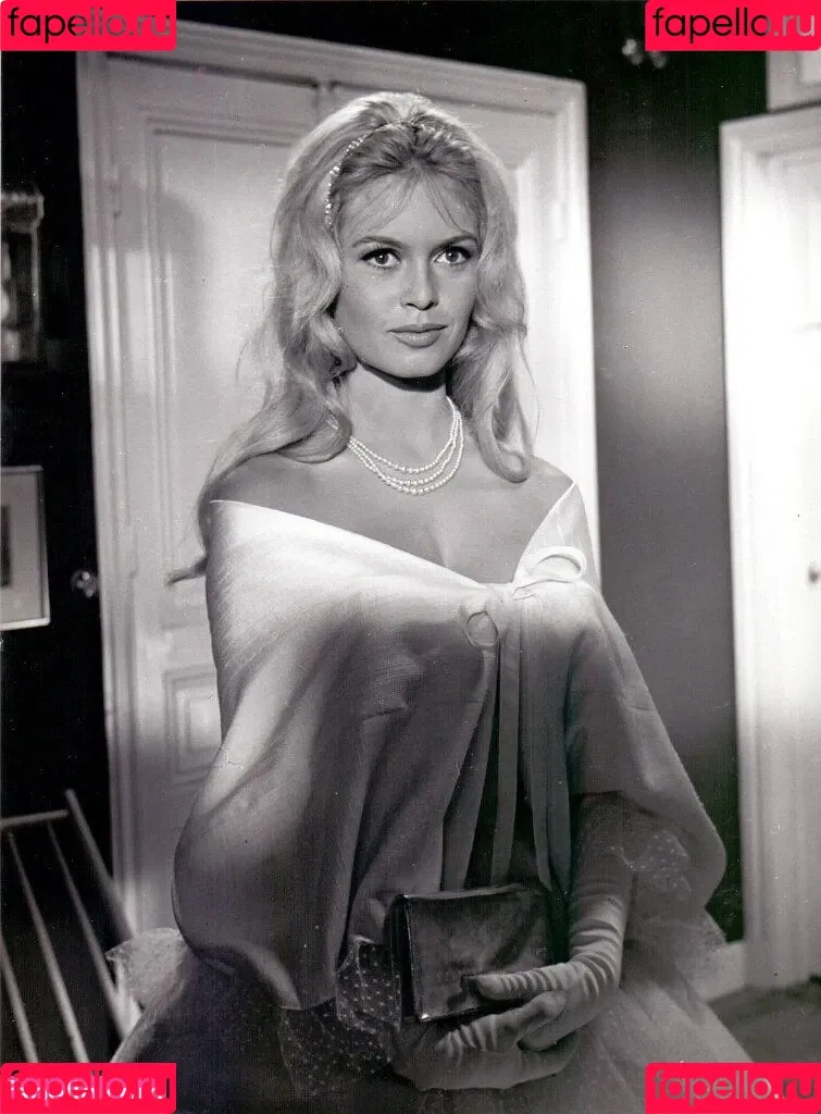 Brigitte Bardot Onlyfans Photo Gallery 