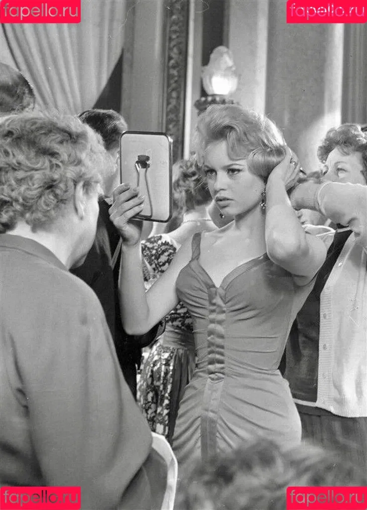 Brigitte Bardot Onlyfans Photo Gallery 